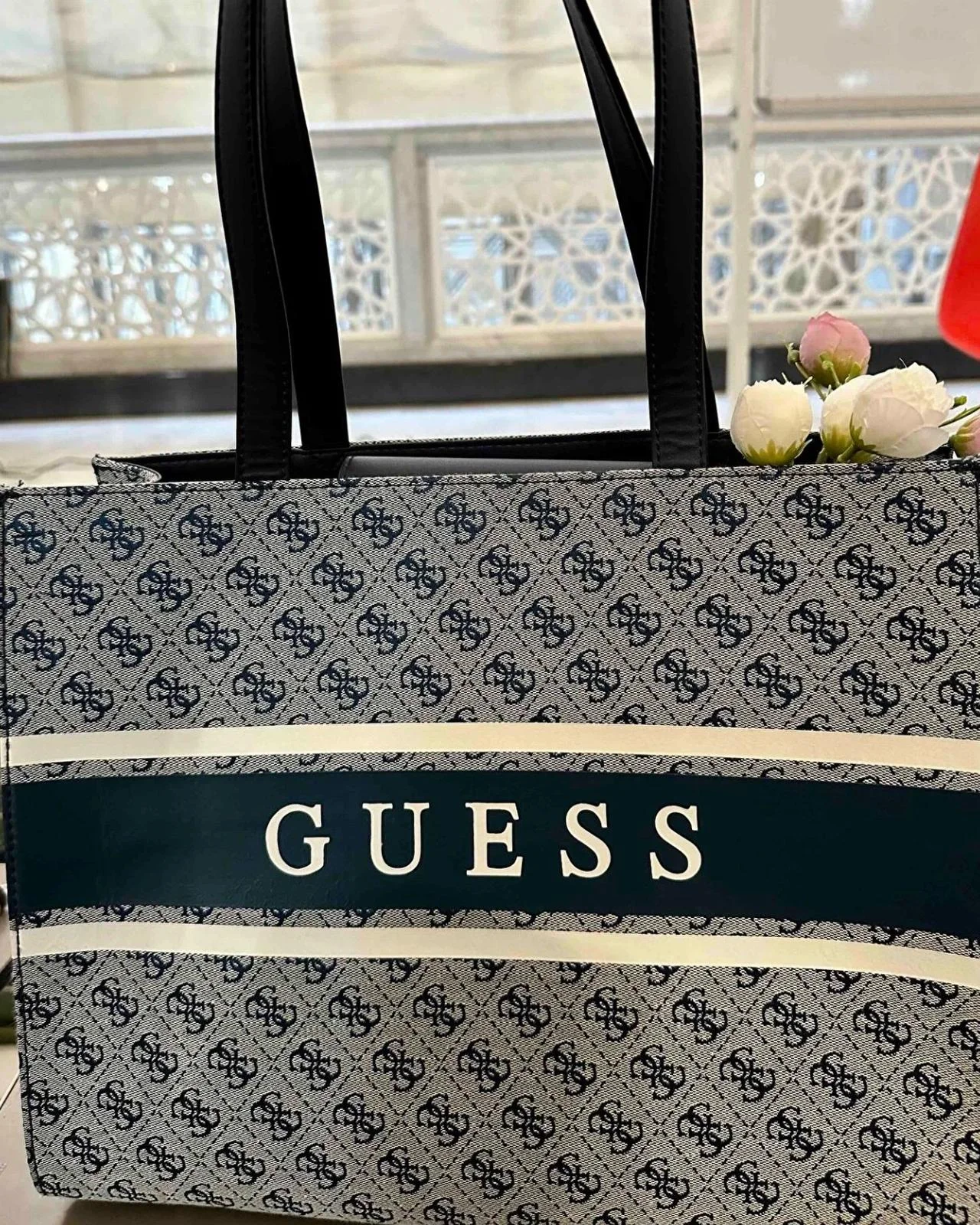 GUESS Shoulder Bag, size One size, photo 1