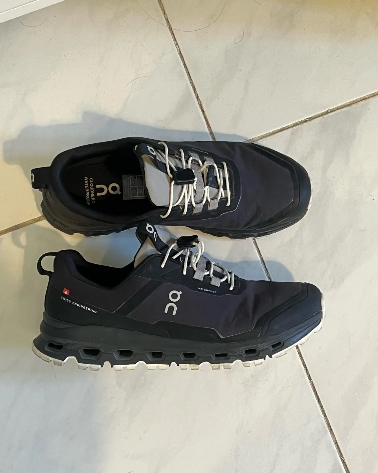 On Cloud Sneakers, size 38, photo 1