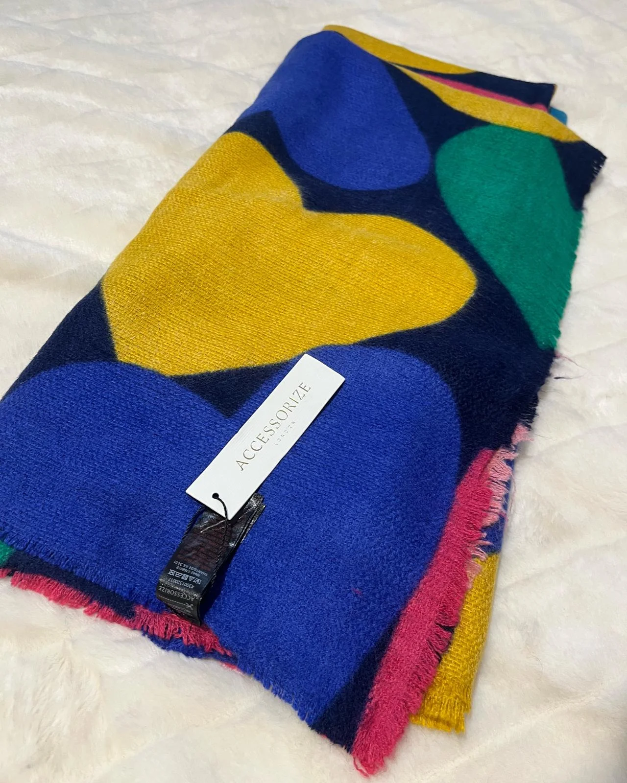 Accessorize Scarves, size Other, photo 1