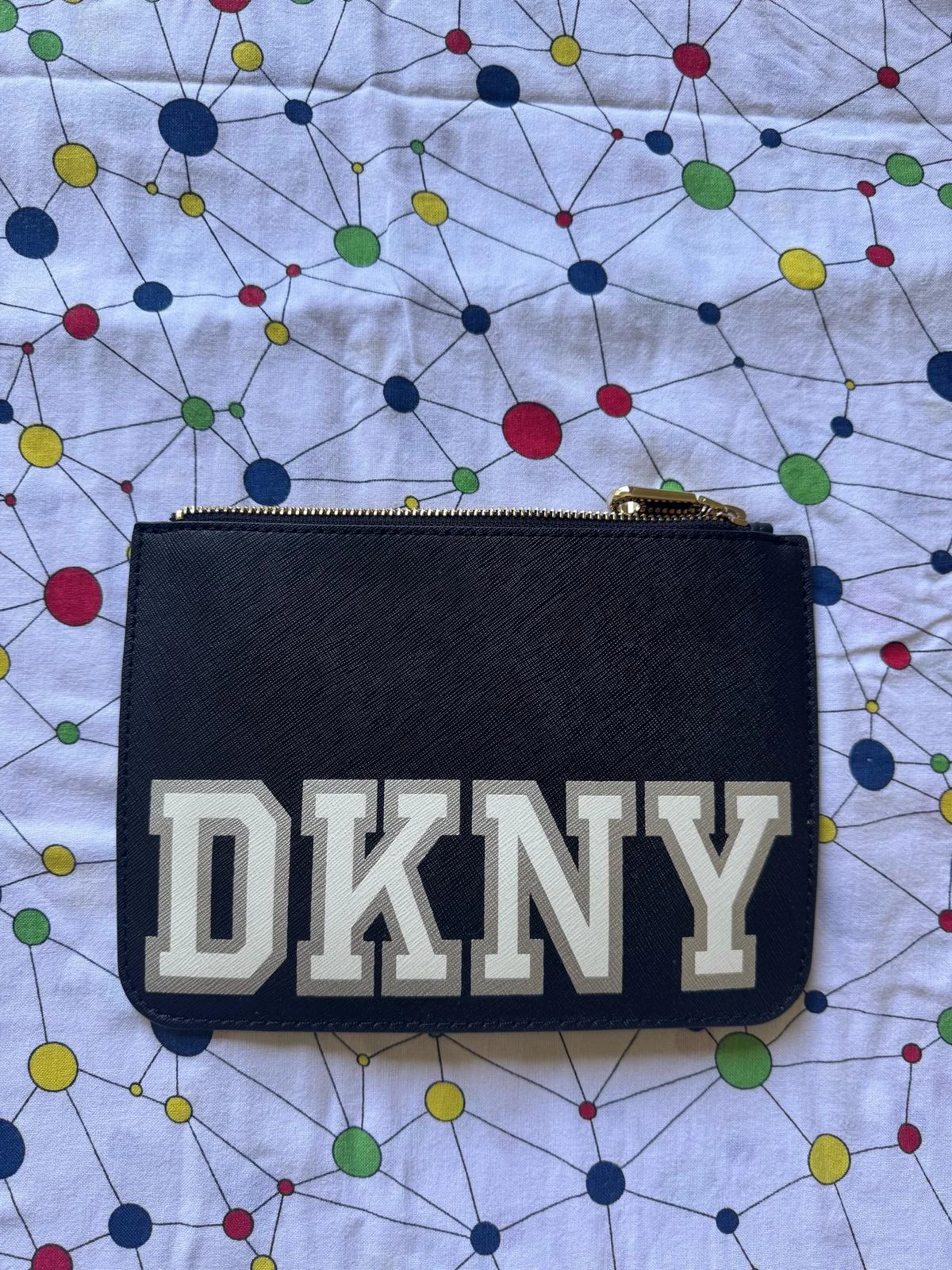 DKNY Clutch, size Other, photo 1