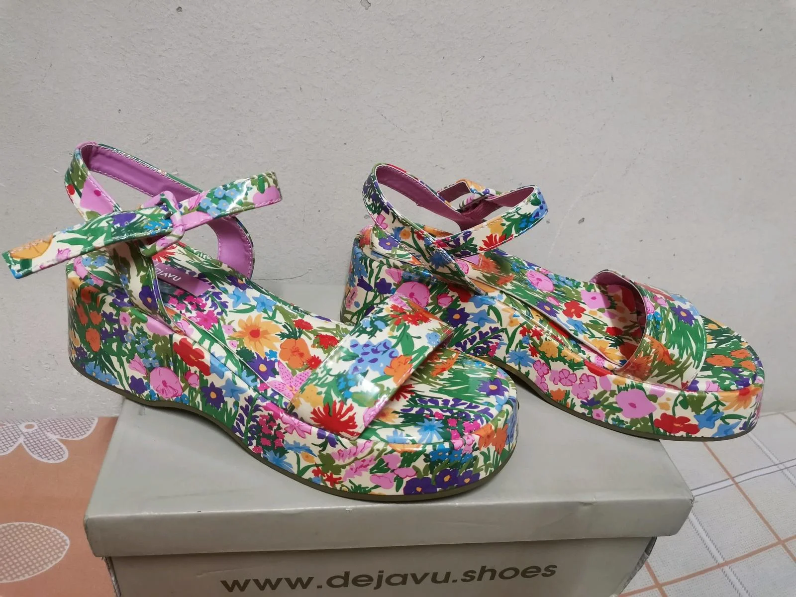 deja vu Sandals, size 39, photo 1