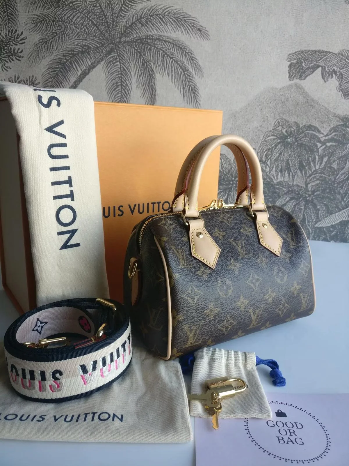 Louis Vuitton Mini Bag, size Other, photo 1