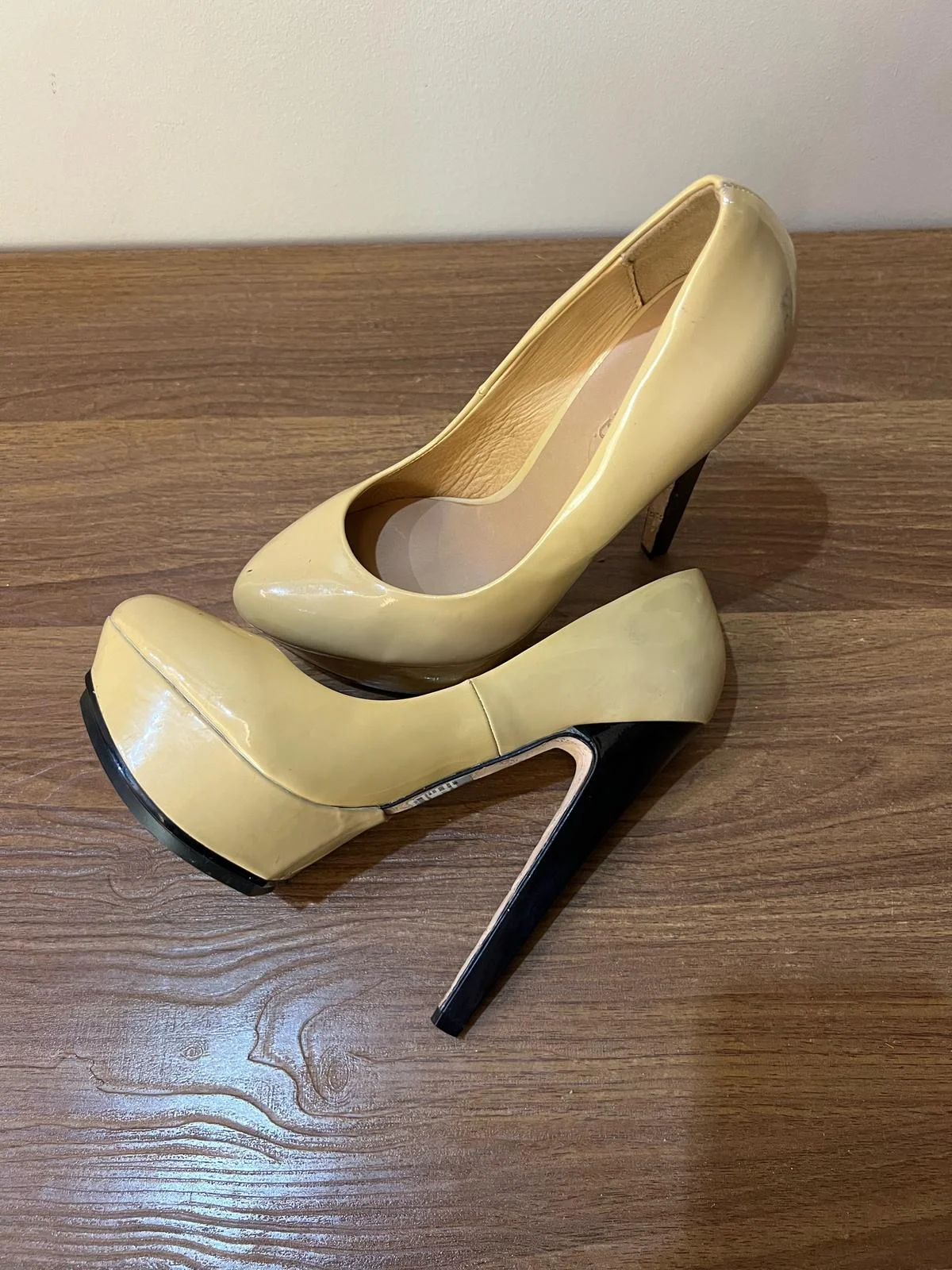 Pumps, size 37.5, photo 1