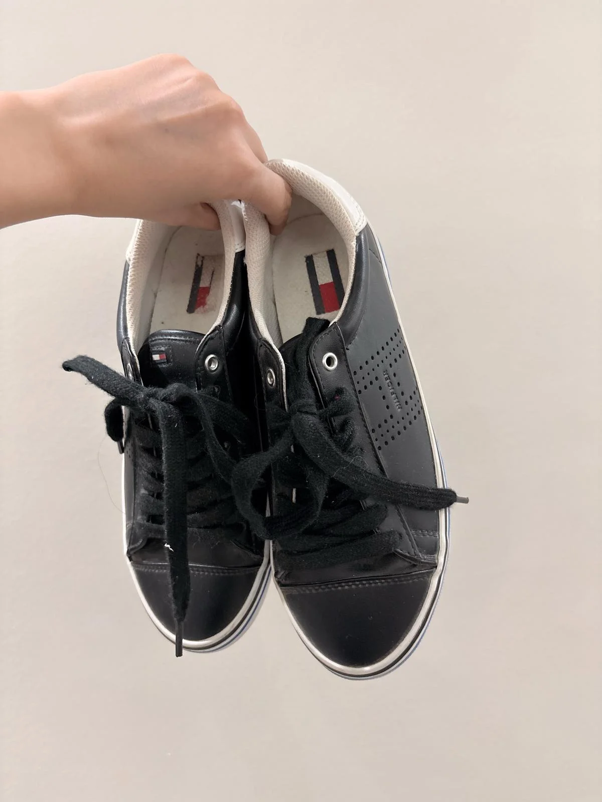 Tommy Hilfiger Sneakers, size 38, photo 1