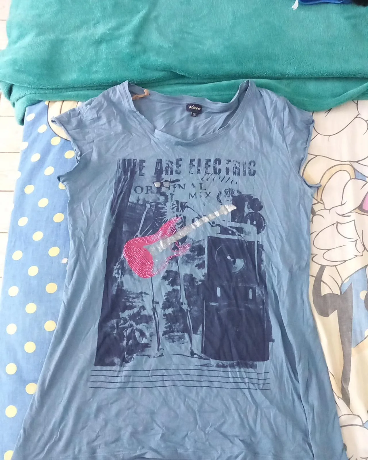 Local T-shirts, size XXL / 44 / 16, photo 1