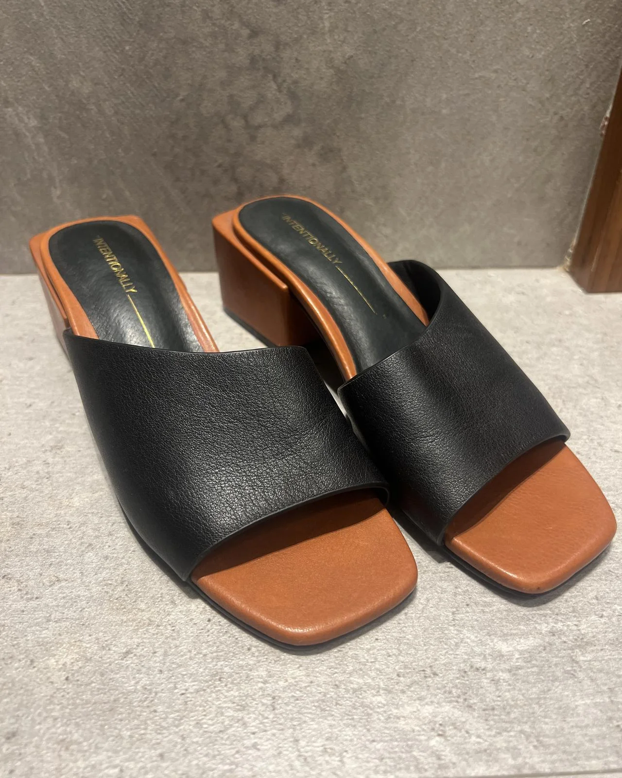 Urban Outfitters Sandals, size 36.5, photo 1