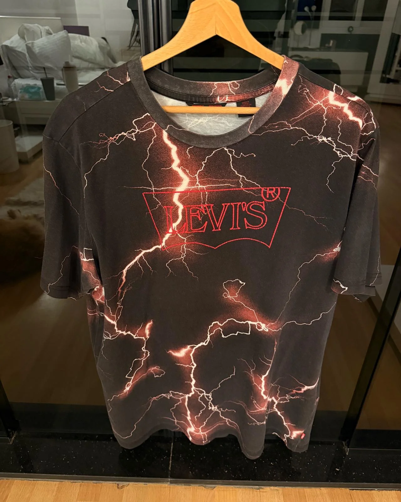 Levi's T-shirts, size M, photo 1