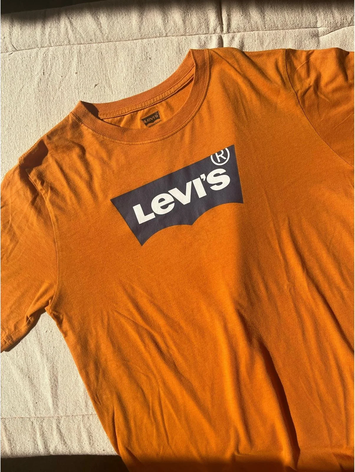 Levi's T-shirts, size M, photo 1