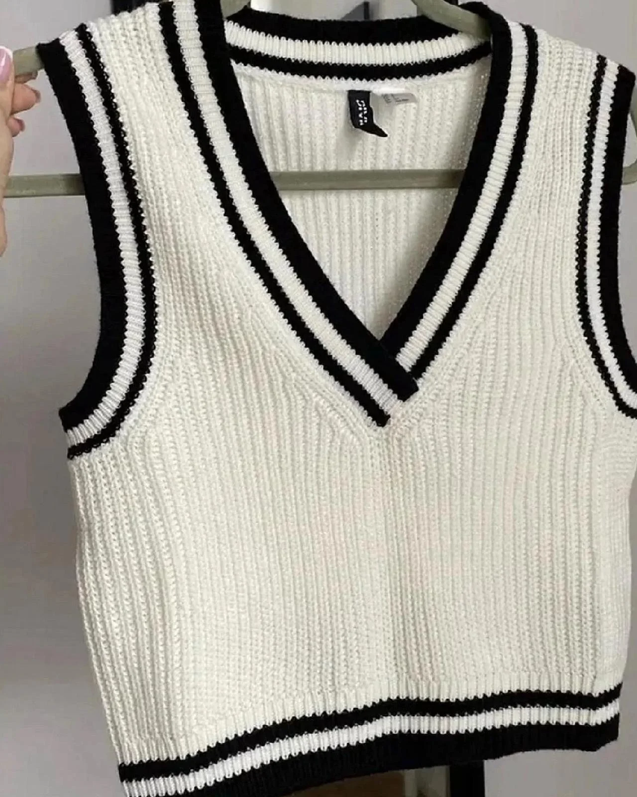 H&M Vests, size XS / 34 / 6, photo 1