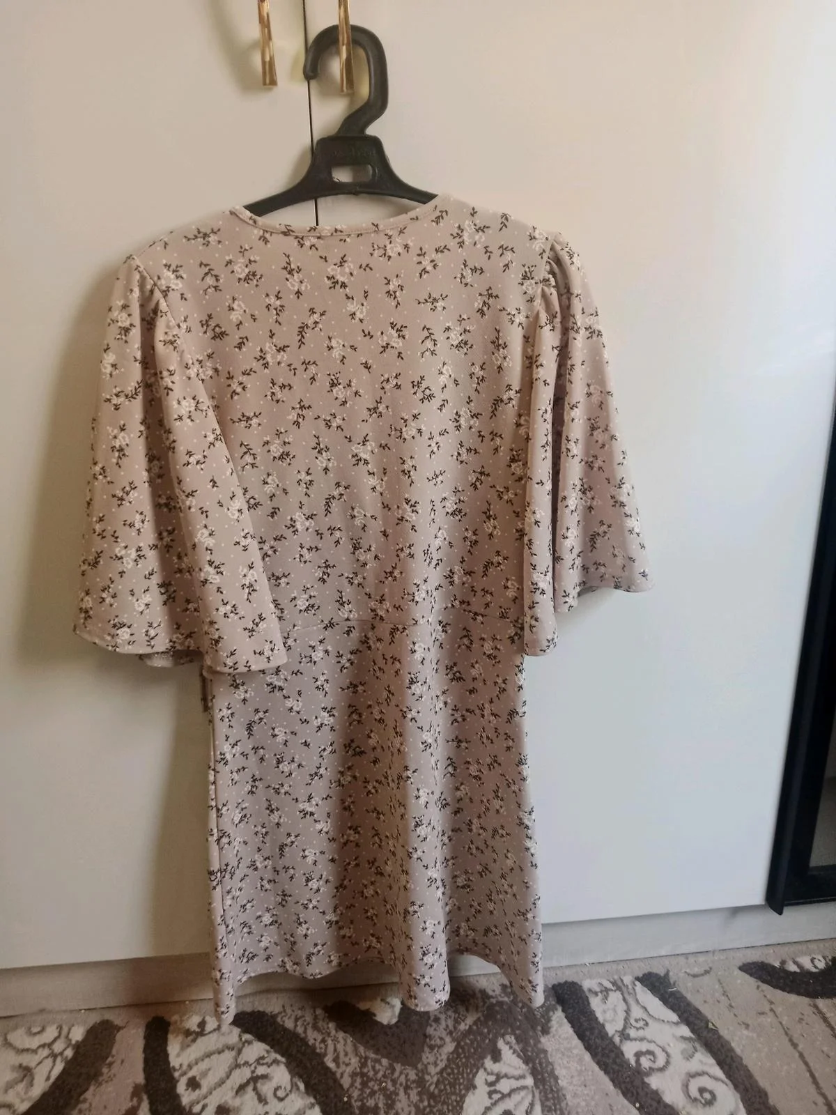 PrettyLittleThing Midi Dresses, size M / 38 / 10, photo 1