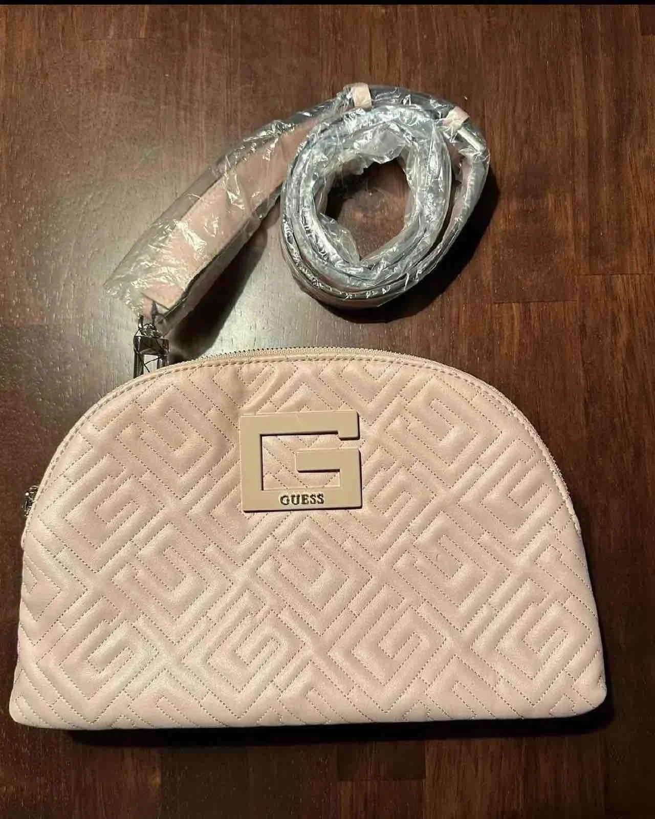 GUESS Shoulder Bag, size Other, photo 1