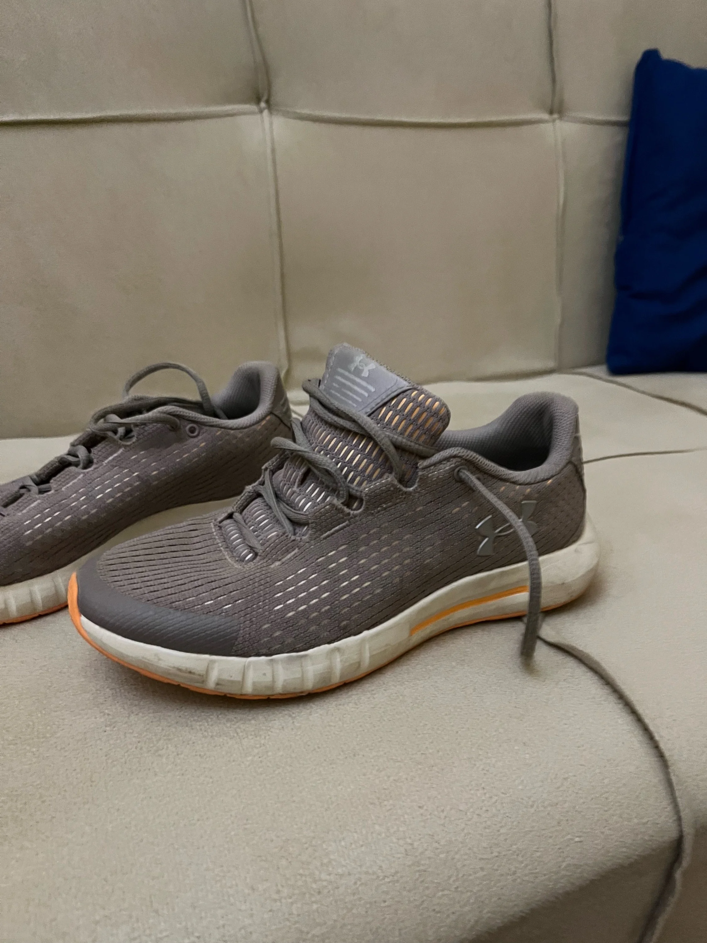 Under Armour Sneakers, size 36.5, photo 1