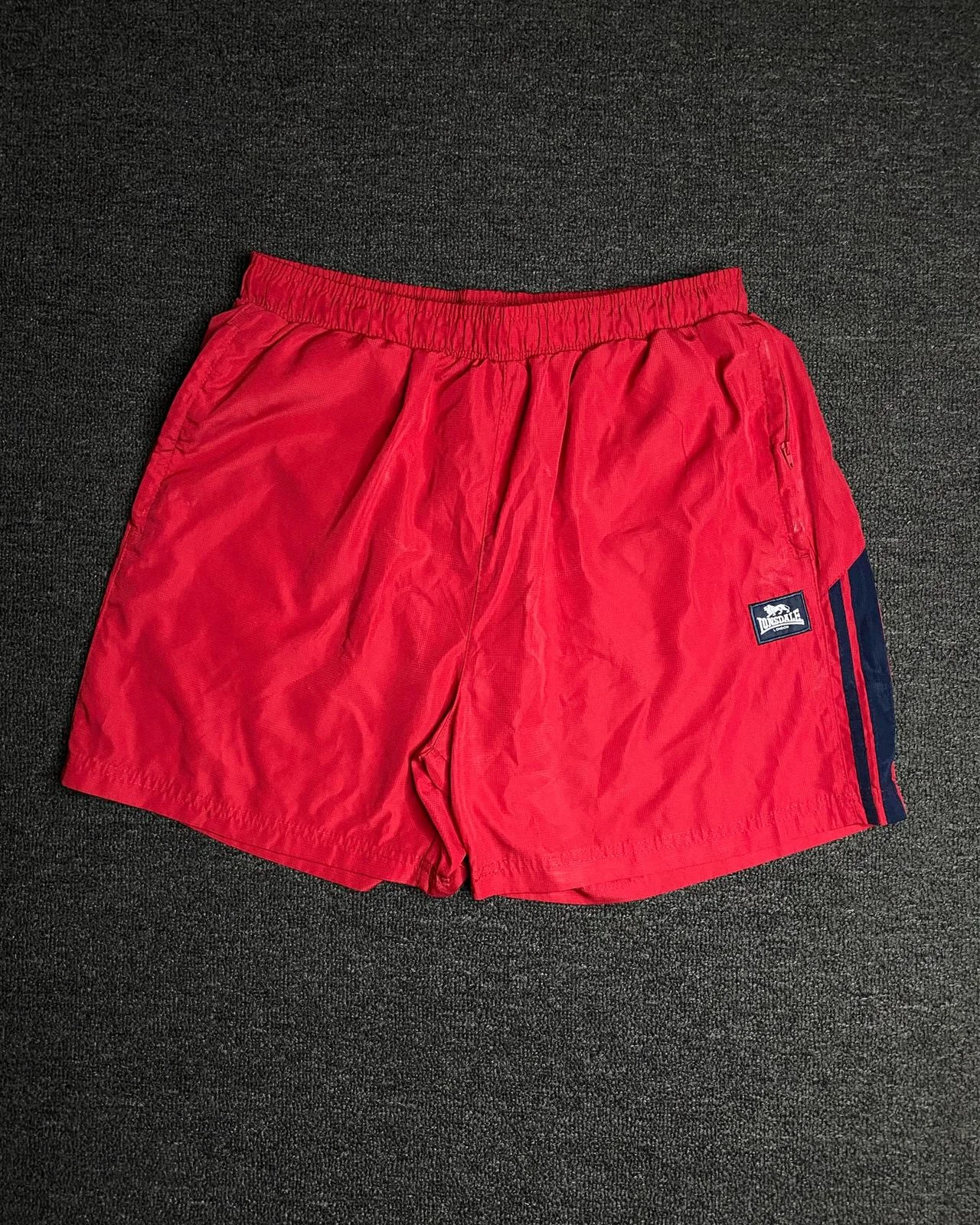 Lonsdale Shorts, size L, photo 1