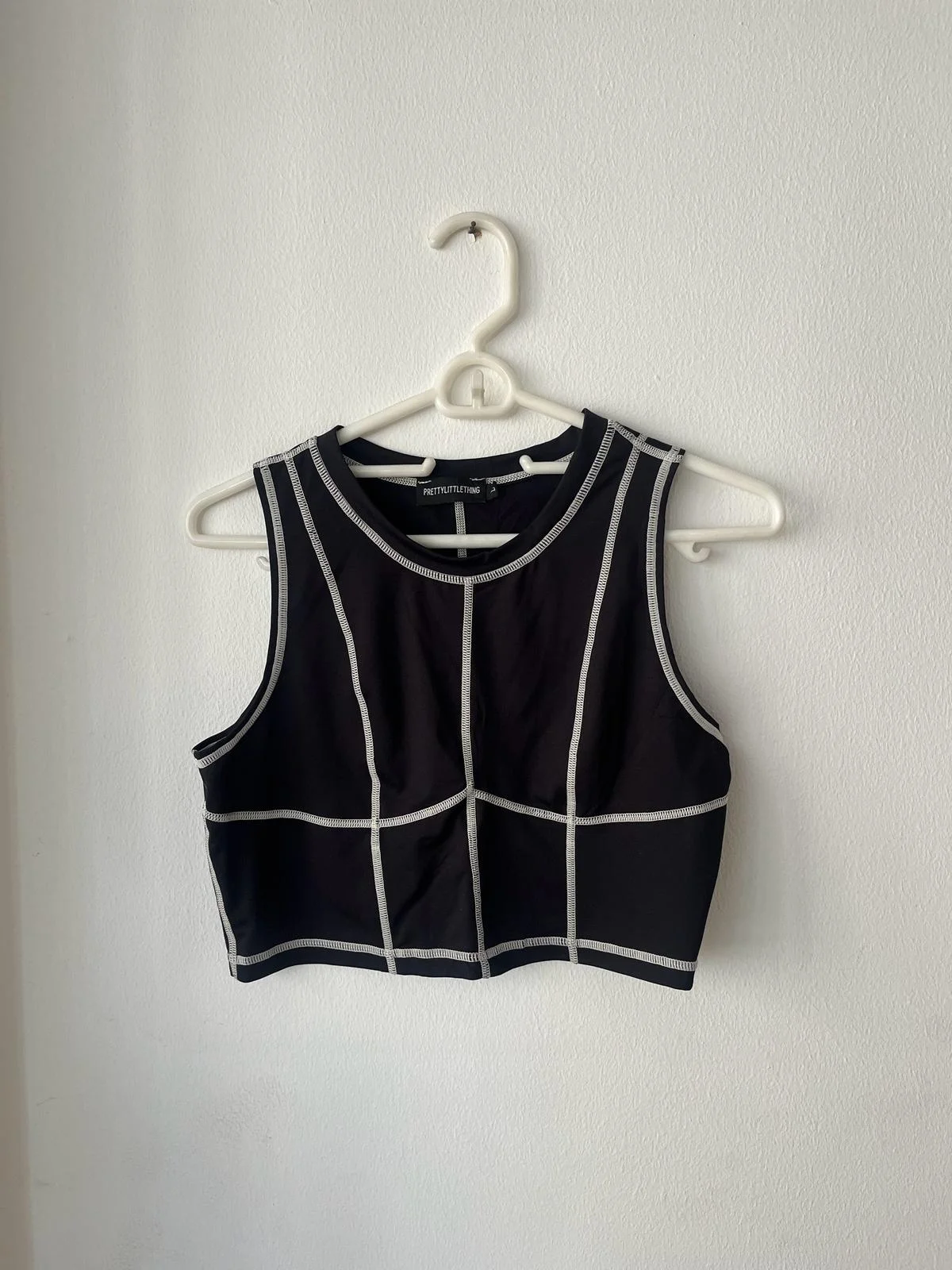 PrettyLittleThing Crop Tops, size L / 40 / 12, photo 1