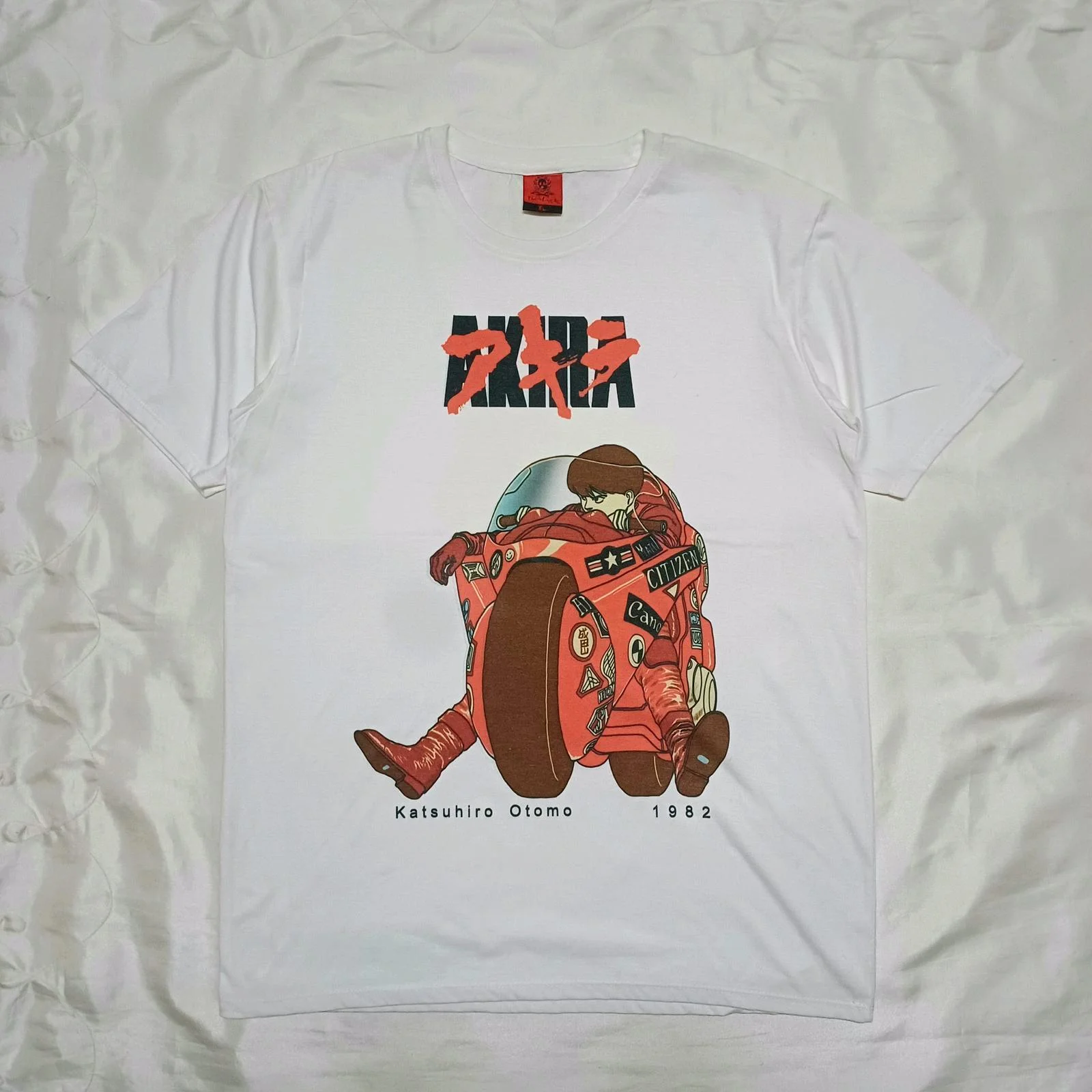 T-shirts, size L, photo 1