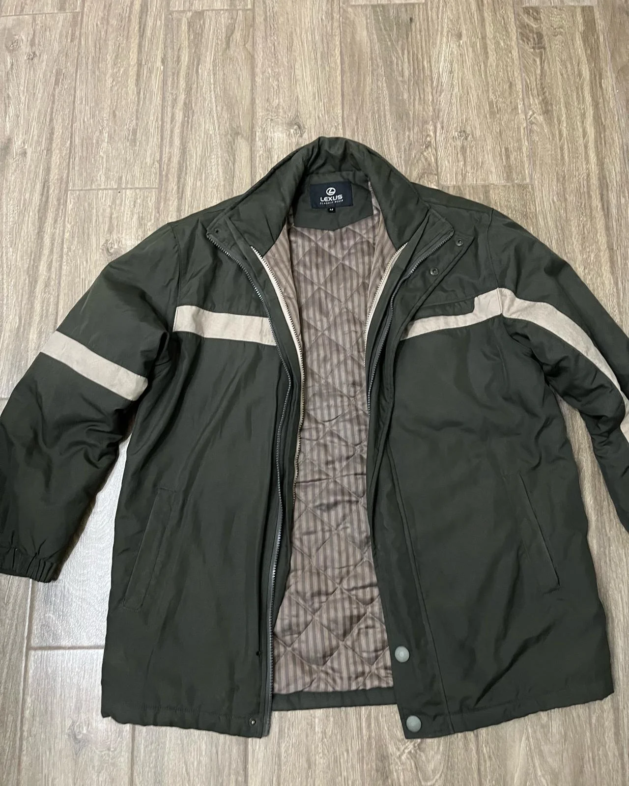 Jackets, size M, photo 1