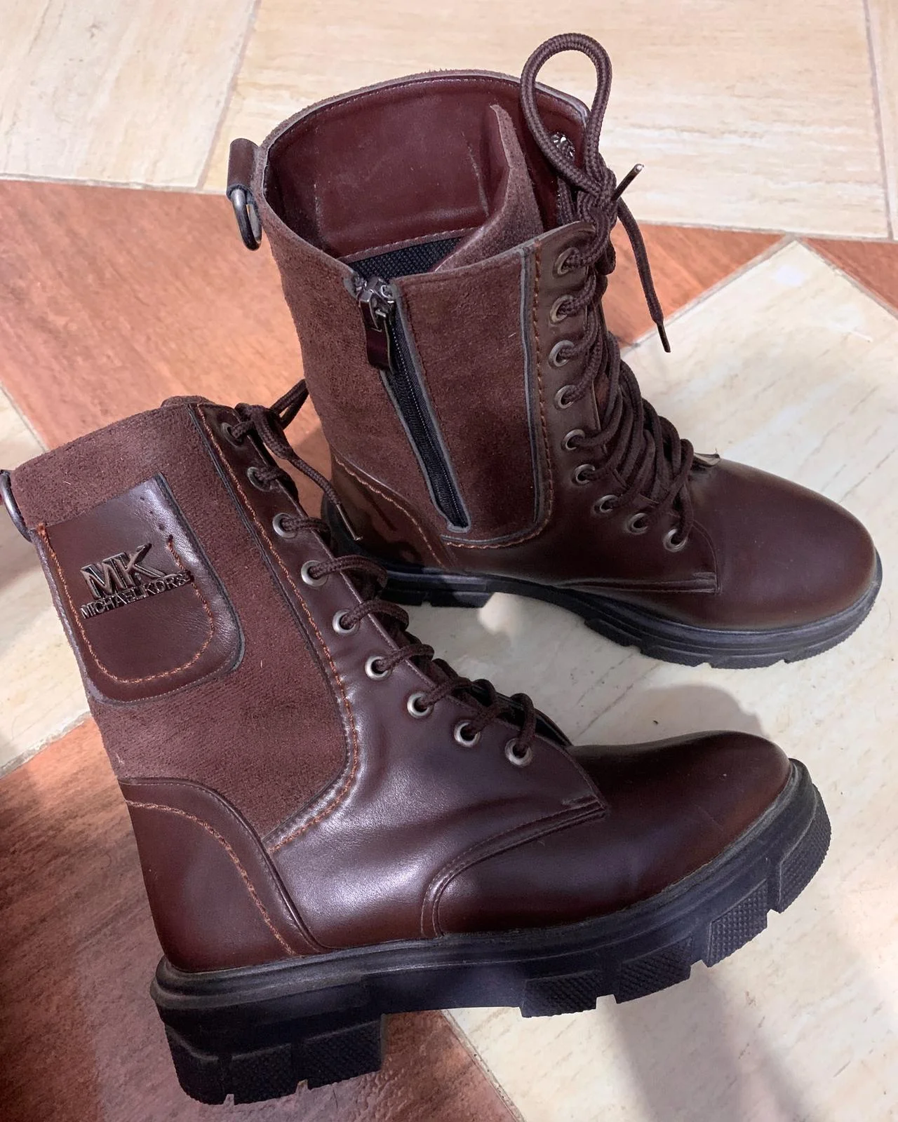 Sneakers, size 38, photo 1