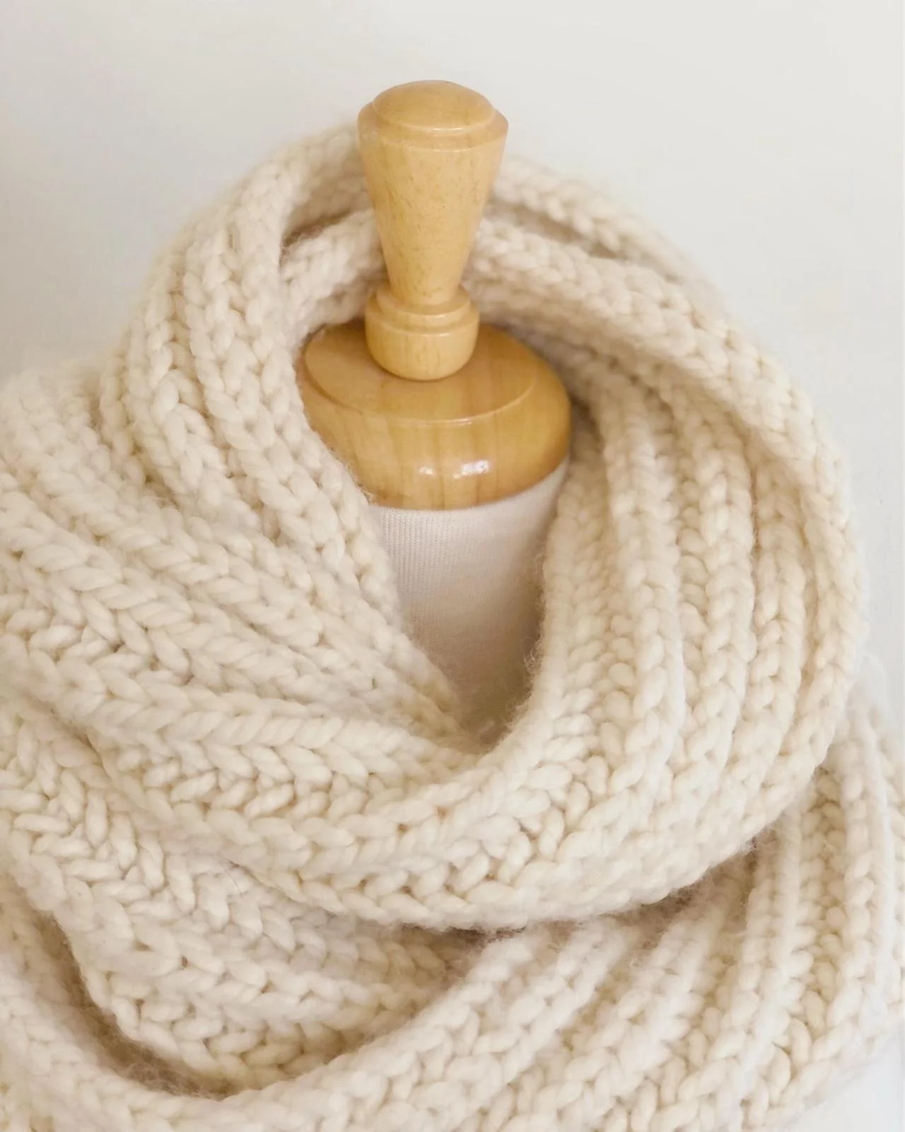 Zara Scarves, size One size, photo 1