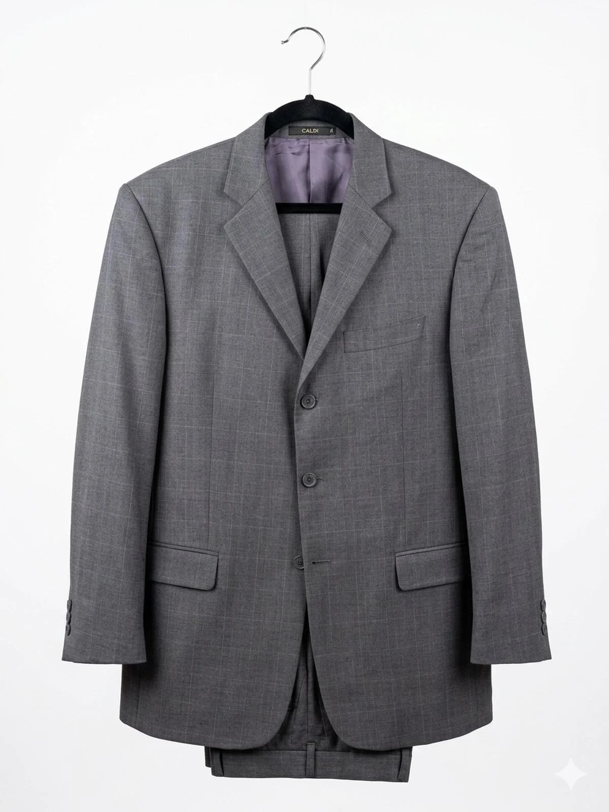 Suits, size L, photo 1