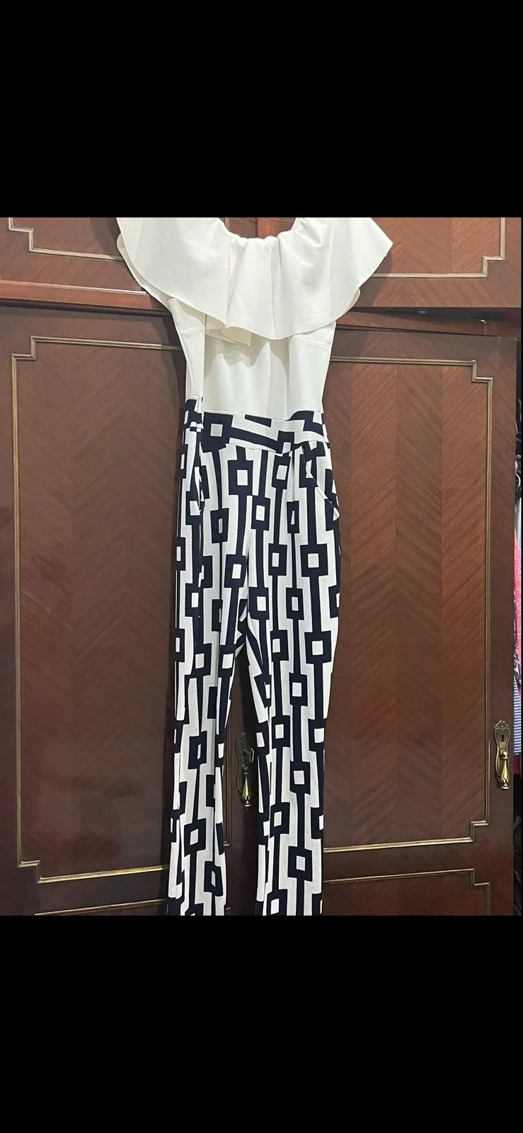 Suits, size XL / 42 / 14, photo 1