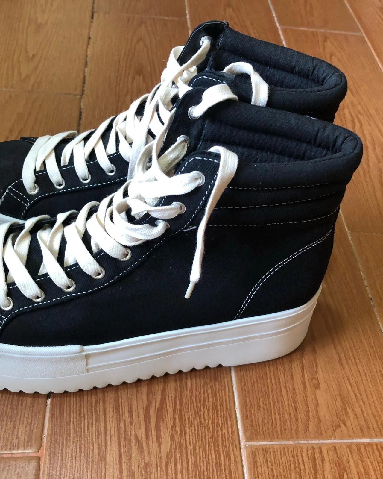 Bershka Sneakers, size 41, photo 1