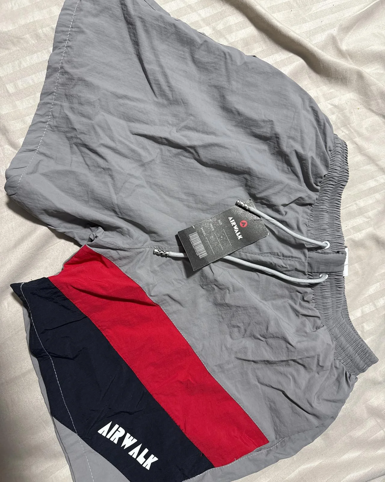 Active Wear Board Shorts, size L, photo 1