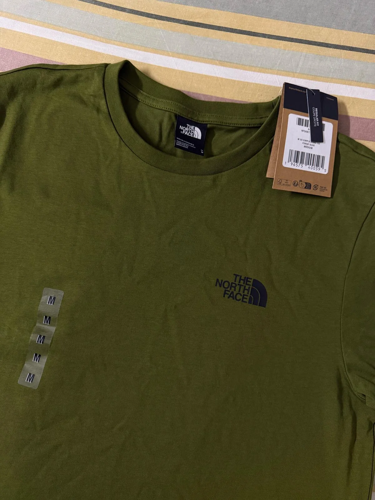 The North Face T-shirts, size M, photo 1
