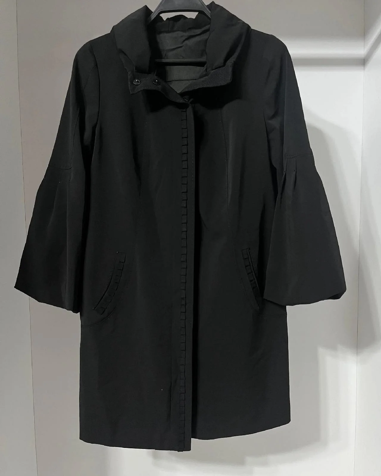 Tahari Coats, size L / 40 / 12, photo 1