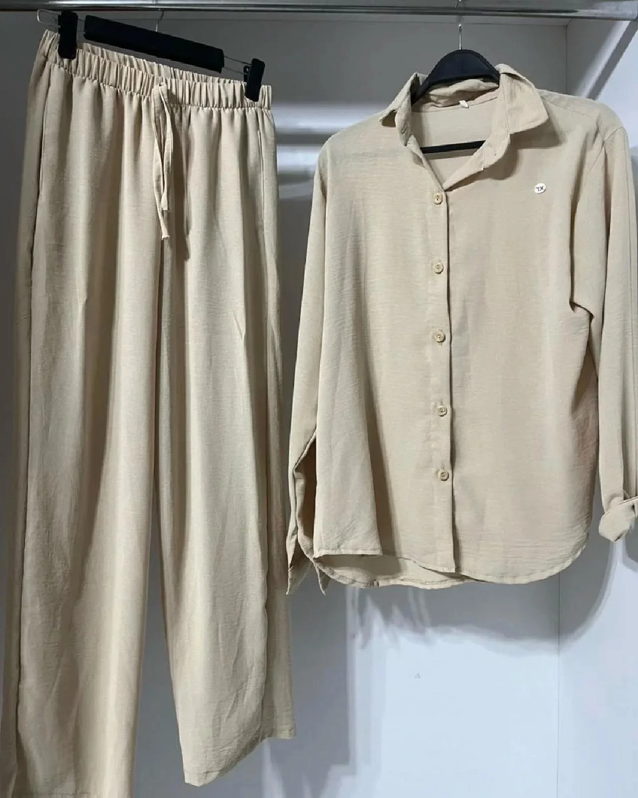 Sets, size XL / 42 / 14, photo 1