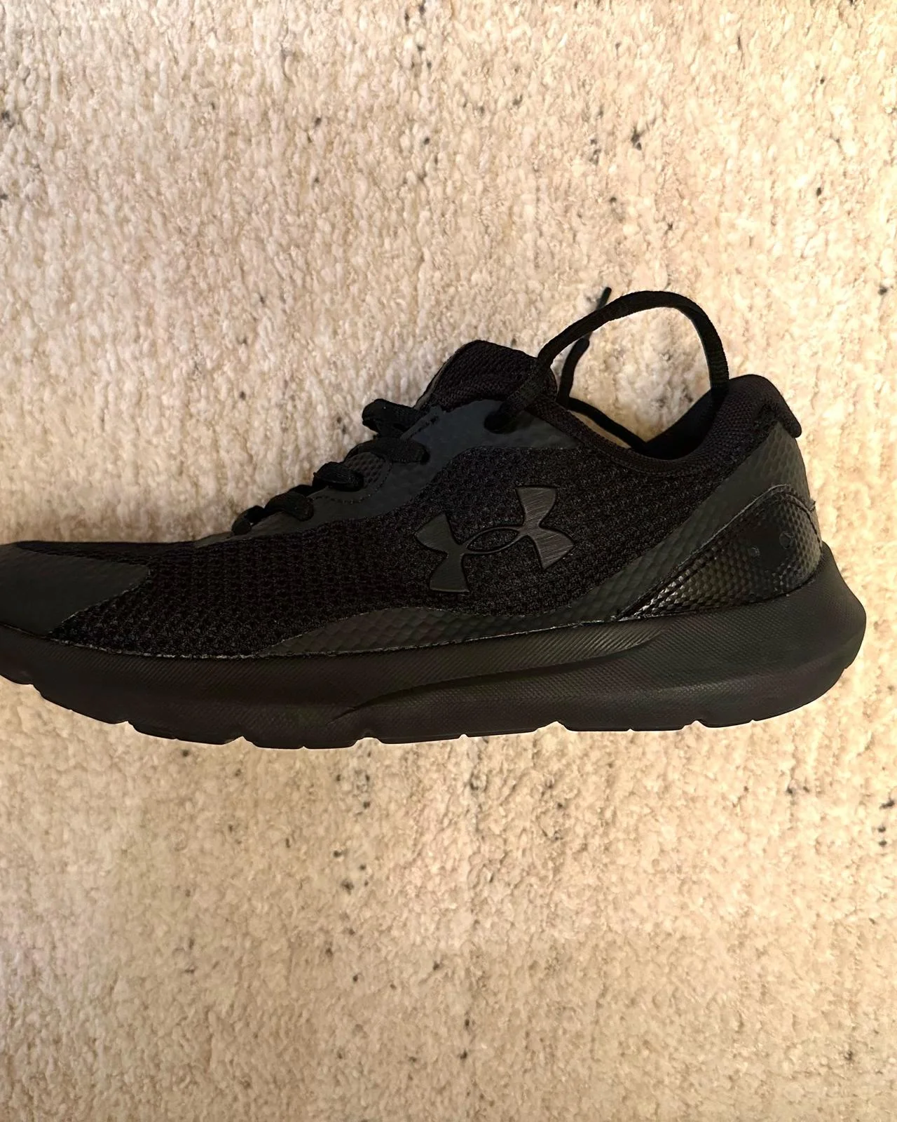 Under Armour Sneakers, size 37.5, photo 1