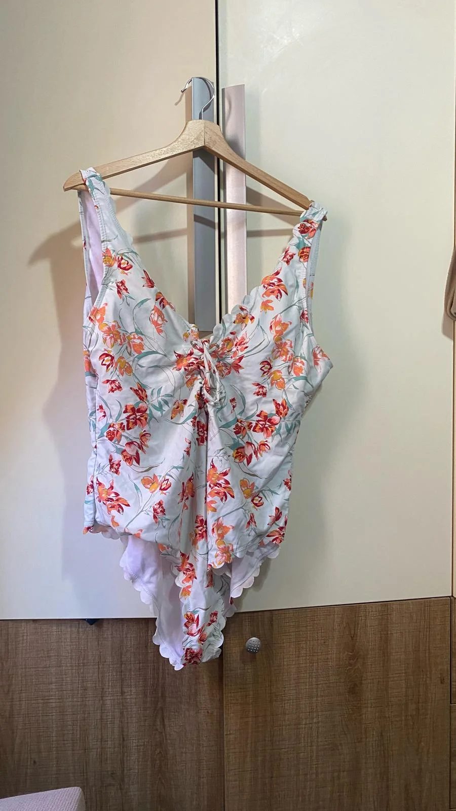 Boohoo One-Piece Swimsuits, size 4XL / 48 / 20, photo 1