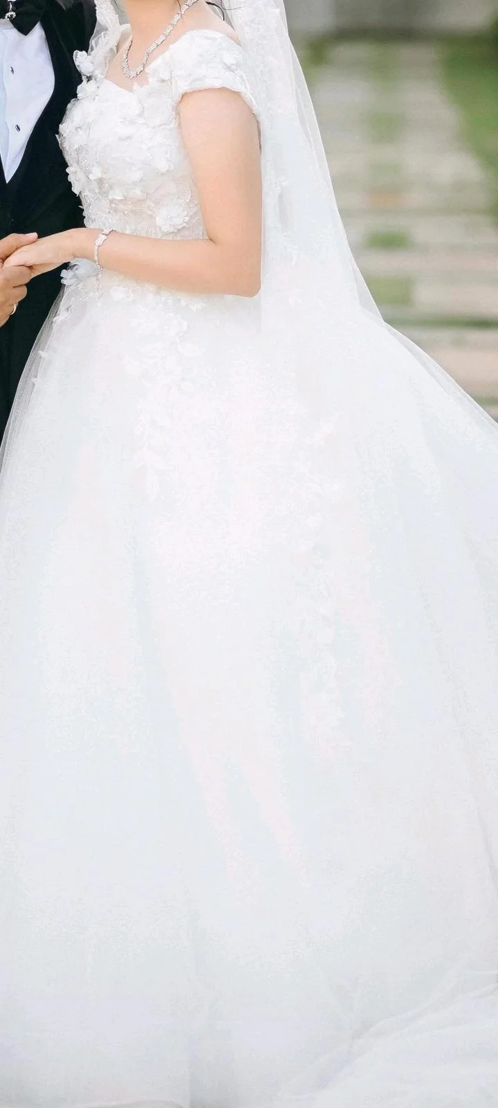 Local Wedding Dresses, size XXL / 44 / 16, photo 1