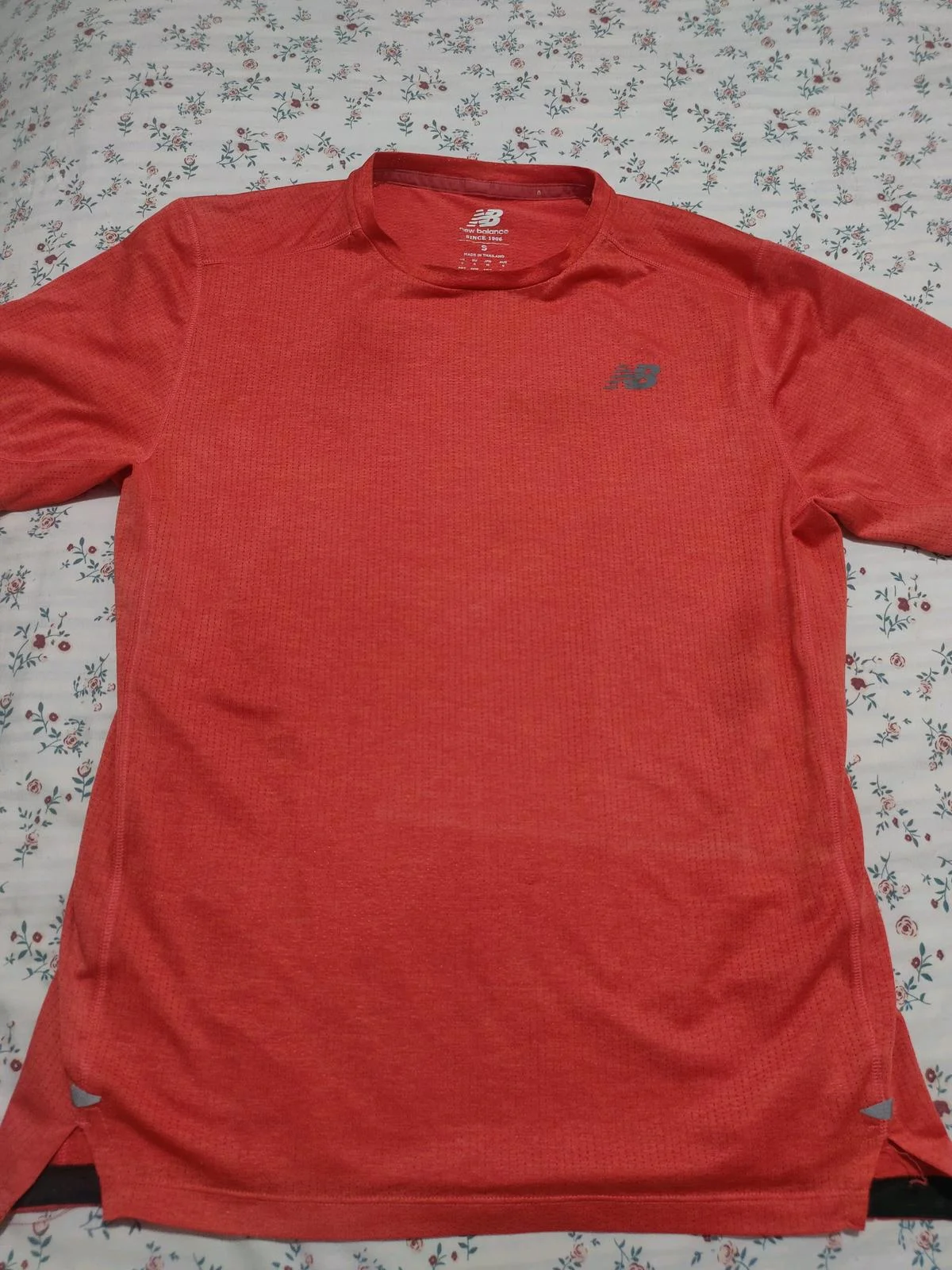 New Balance T-shirts, size S, photo 1