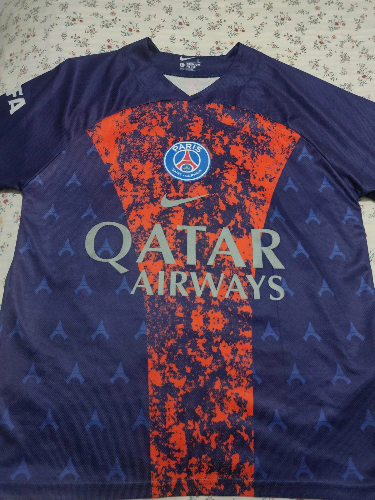 Nike T-shirts, size L, photo 1