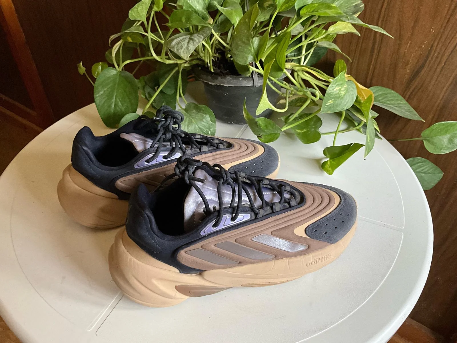adidas Sneakers, size 40.5, photo 1