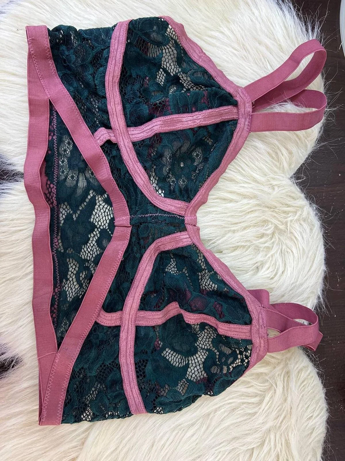 Bras, size XXL / 44 / 16, photo 1