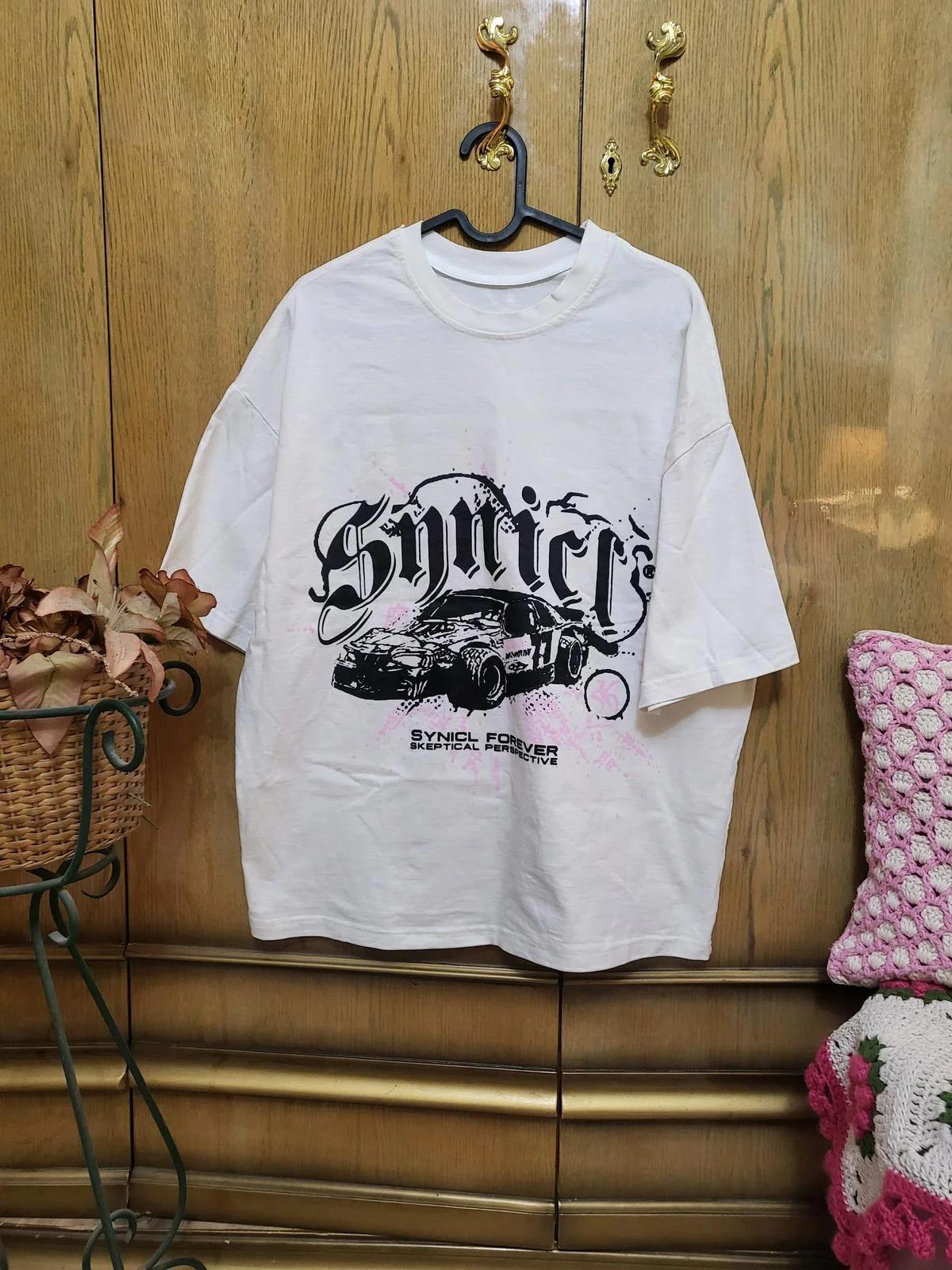 local brands T-shirts, size L, photo 1
