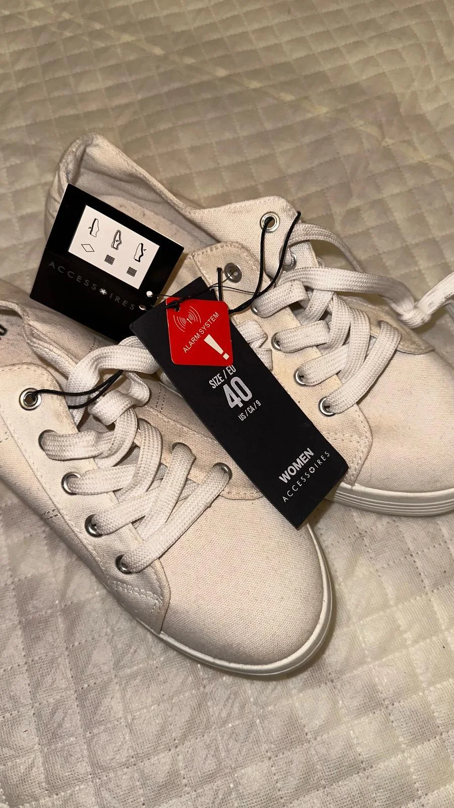 New Yorker Sneakers, size 40, photo 1