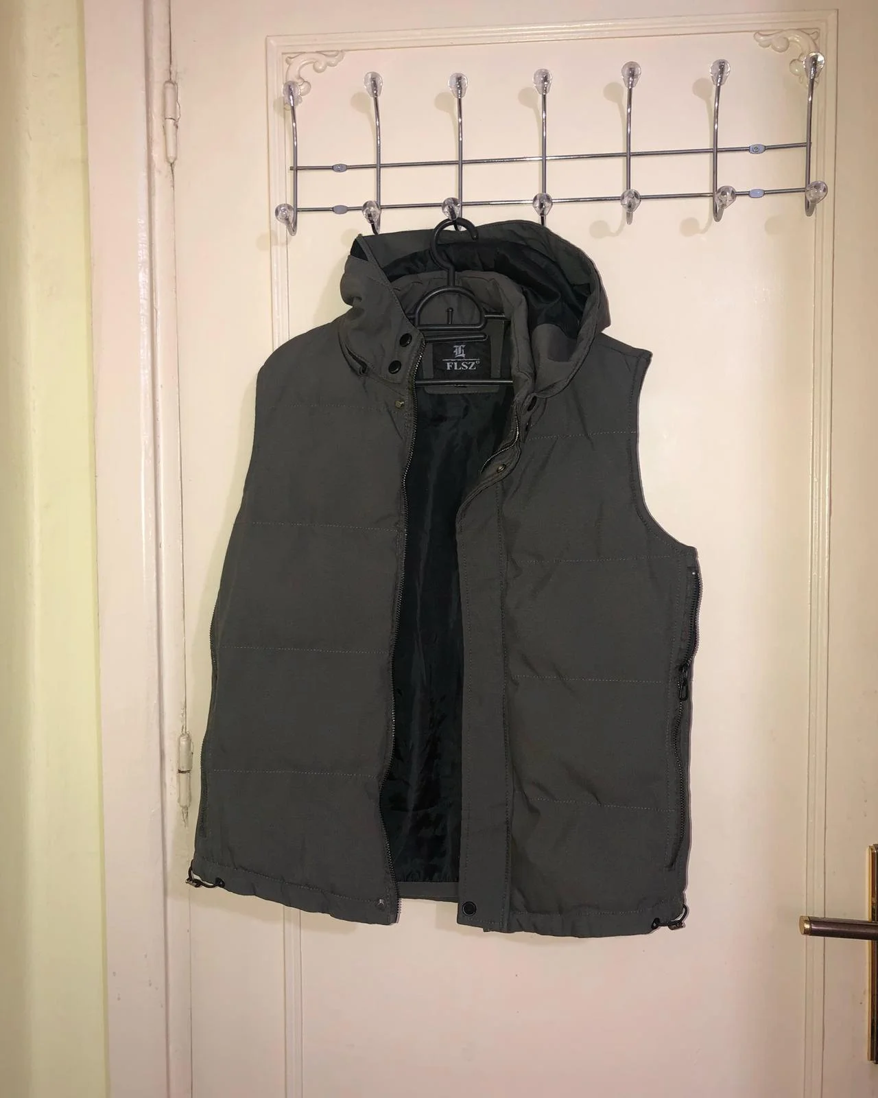 Vests, size L / 40 / 12, photo 1
