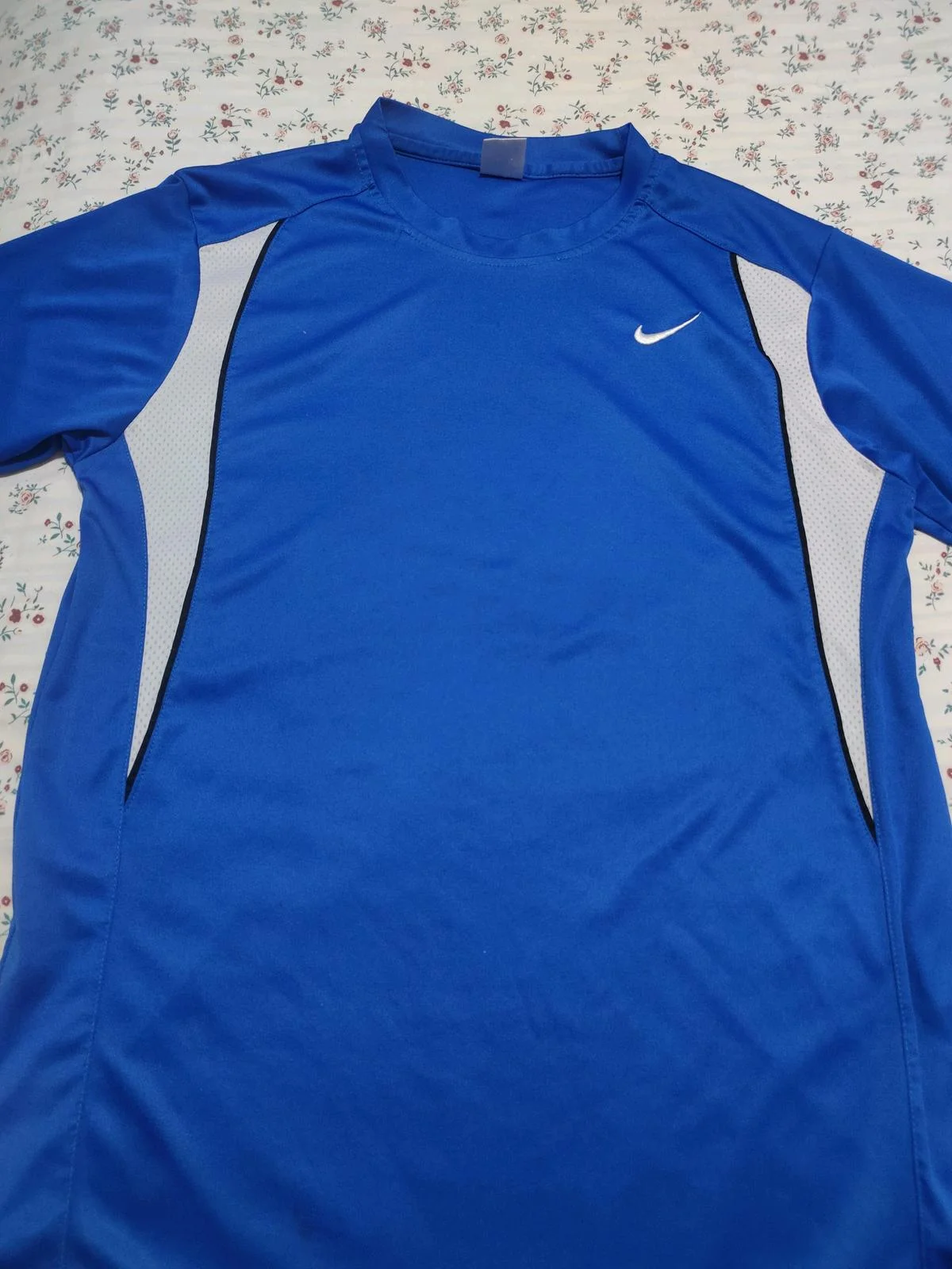 Nike T-shirts, size M, photo 1