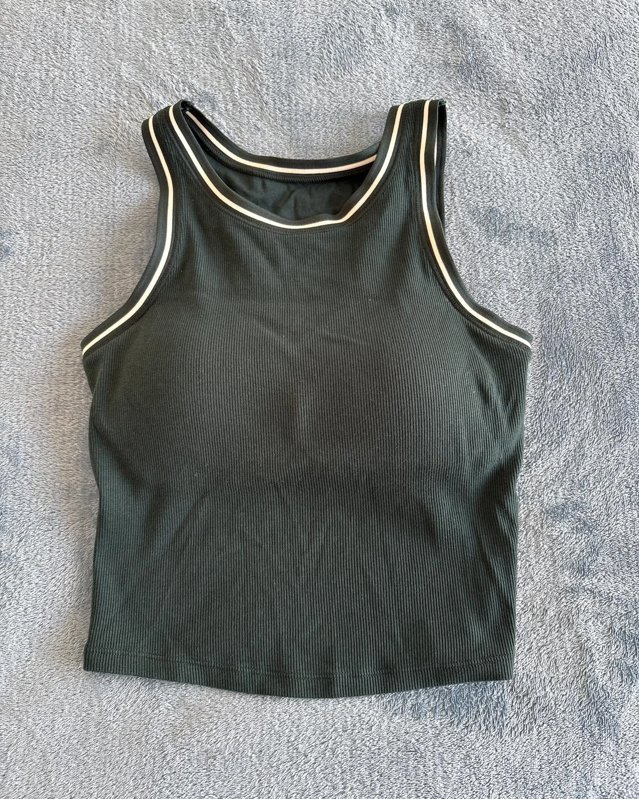 Uniqlo Tank Tops, size XS / 34 / 6, photo 1