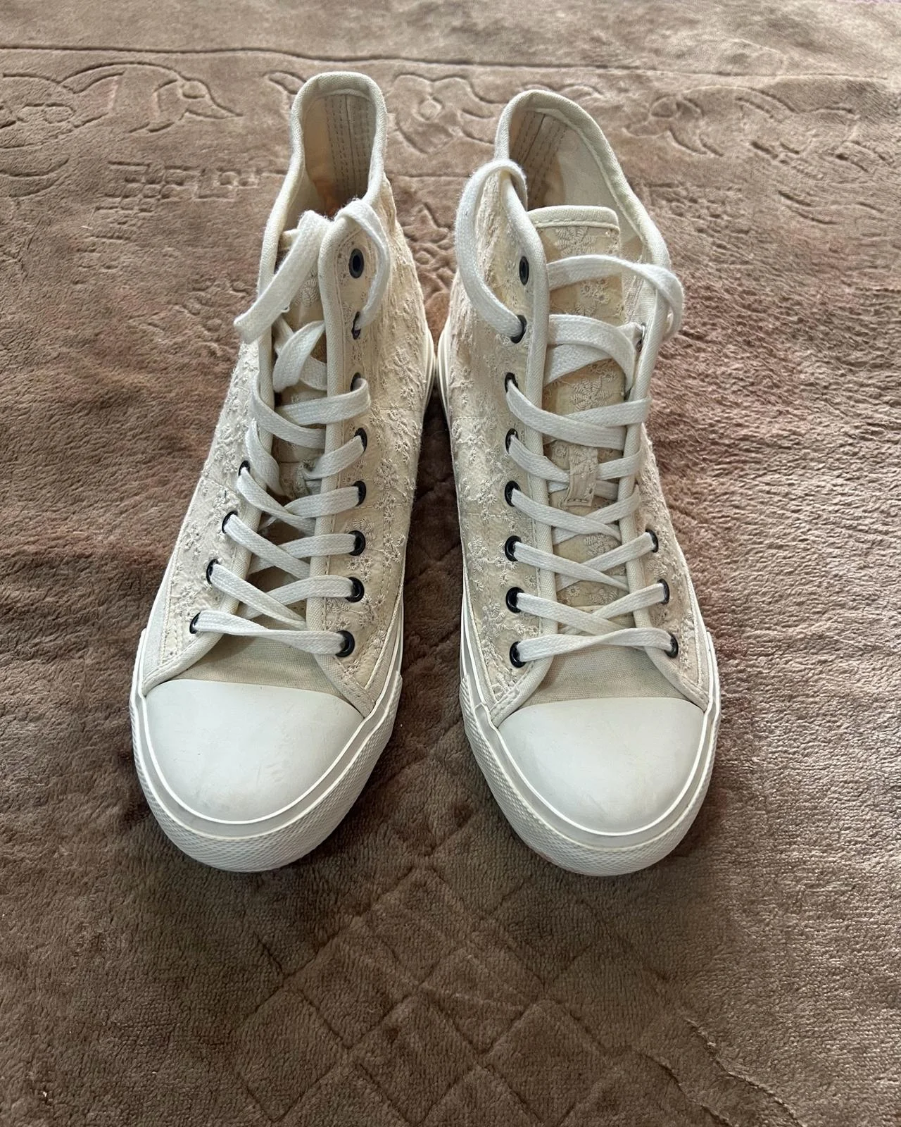 American Eagle Sneakers, size 37.5, photo 1