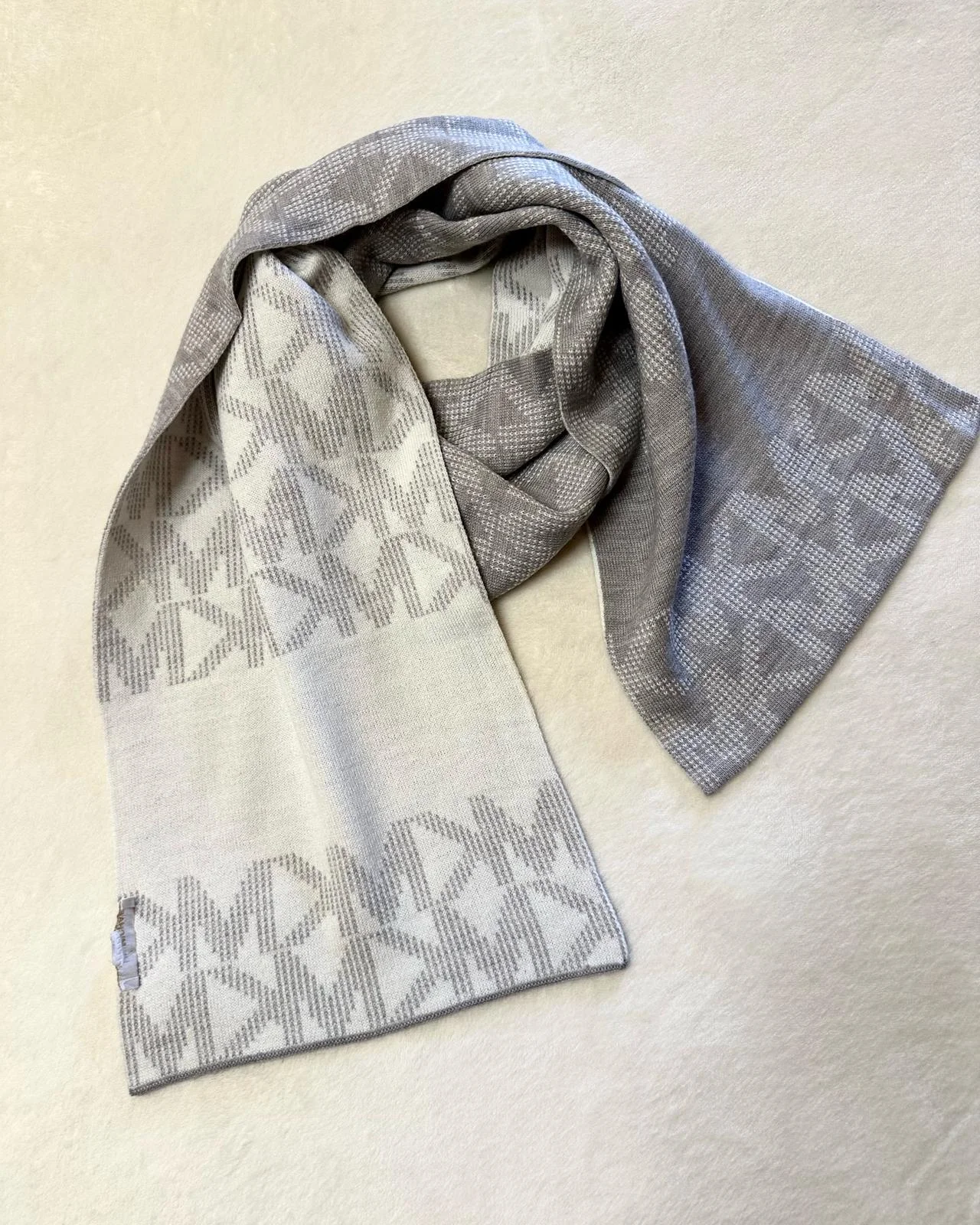 Michael Kors Scarves, size One size, photo 1