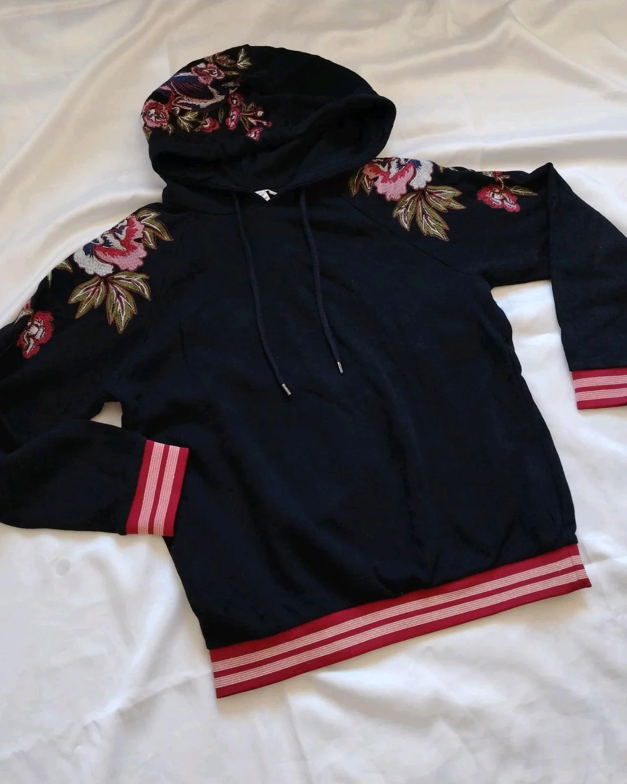 Hoodies, size Other, photo 1