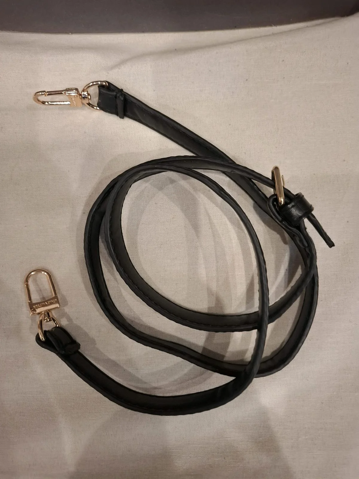 Louis Vuitton Cross-Body Bag, size Other, photo 1