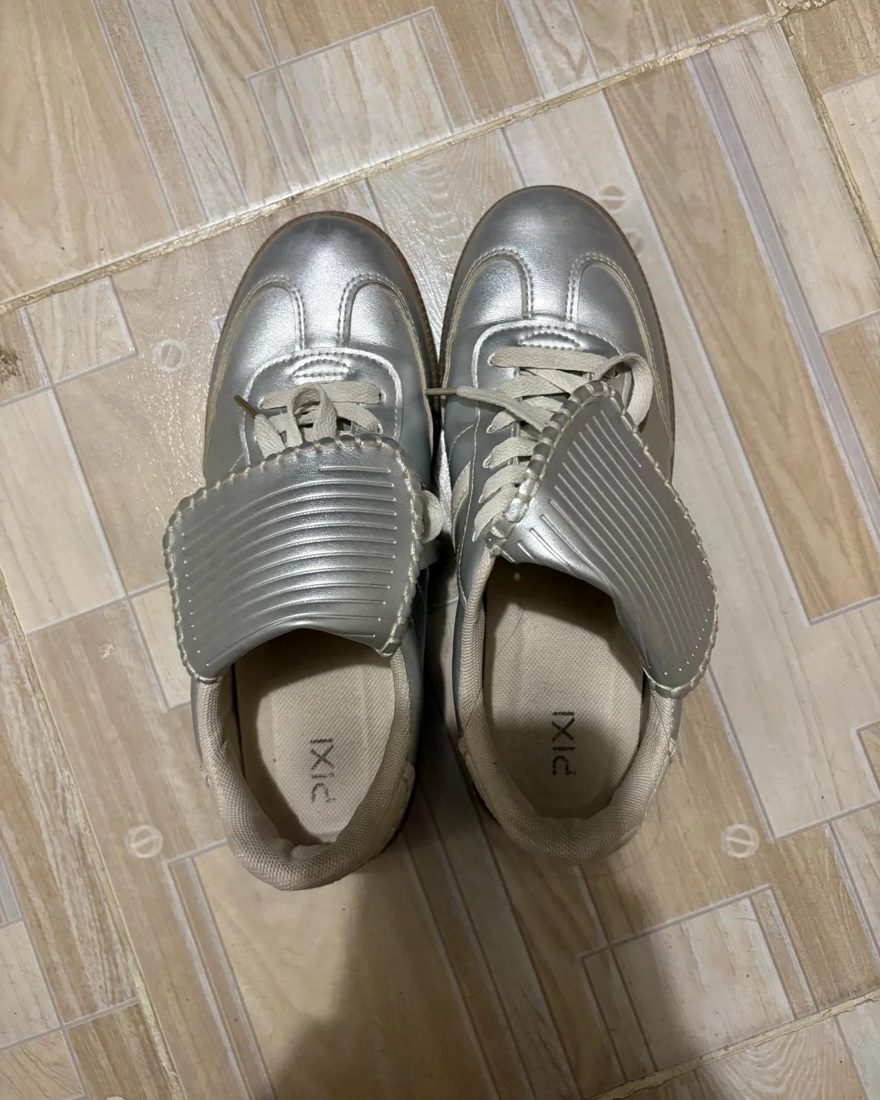 Pixi Sneakers, size 40, photo 1