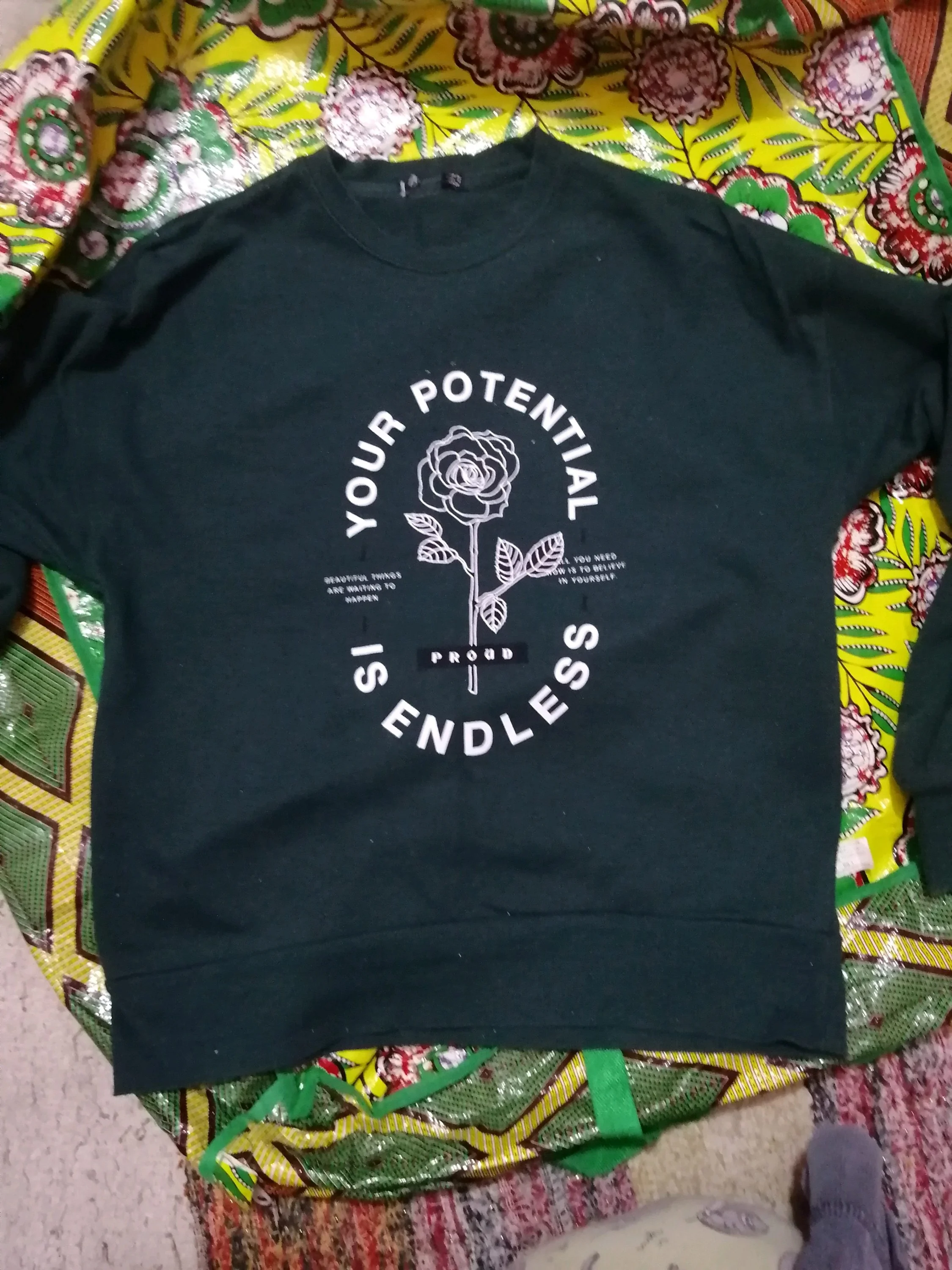 T-shirts, size Other, photo 1